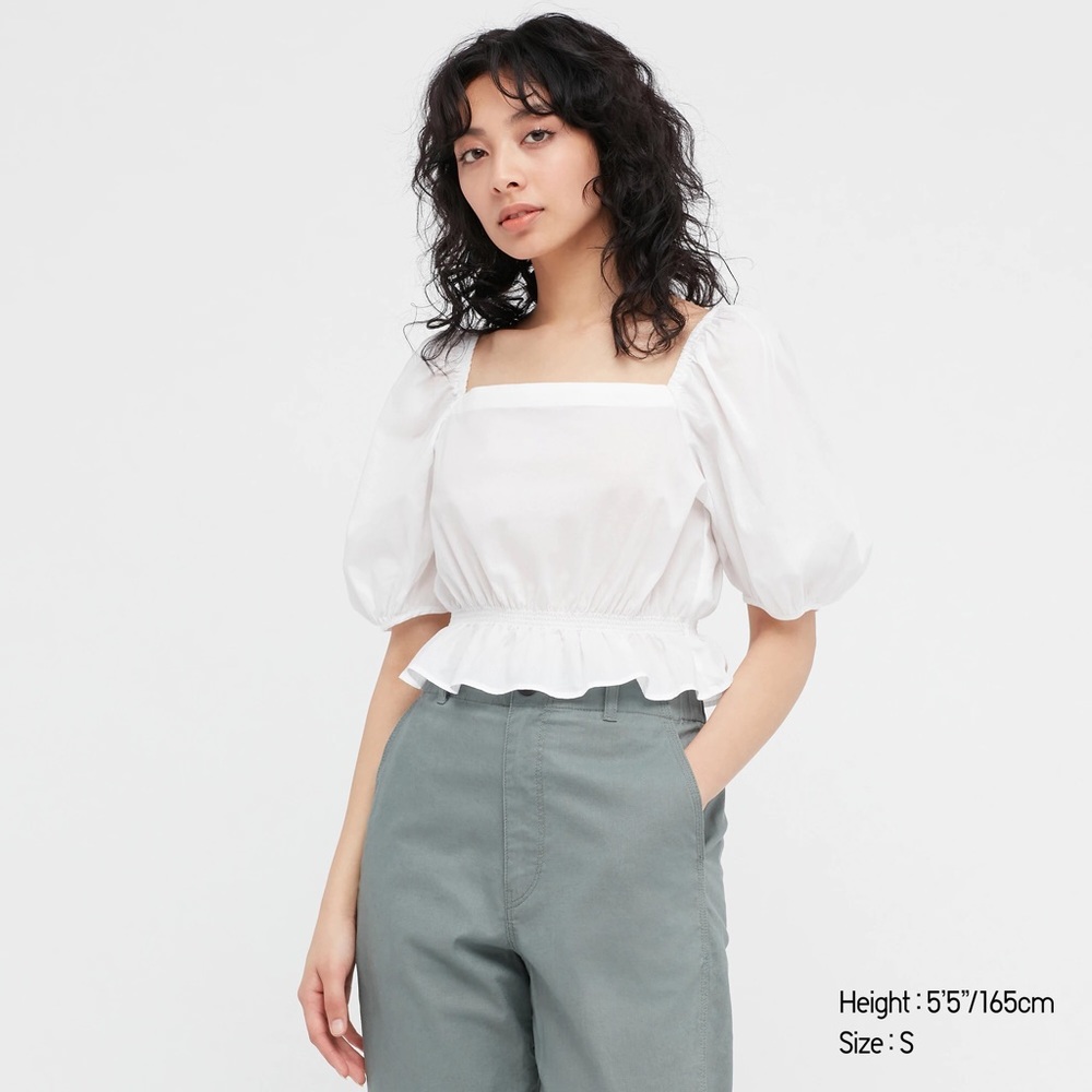 Uniqlo puff sleeve cropped blouse